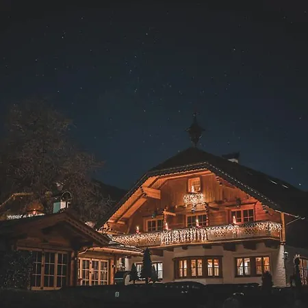 Schossleitner - Der Wohlfuehl-ansitz Am Wolfgangsee Mit Weitblick *